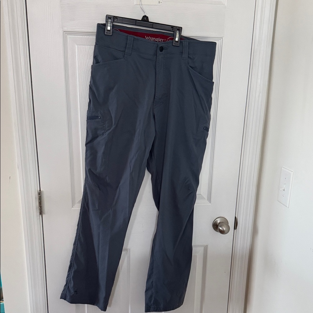 Wrangler Men's Dark Gray Cargo Pants